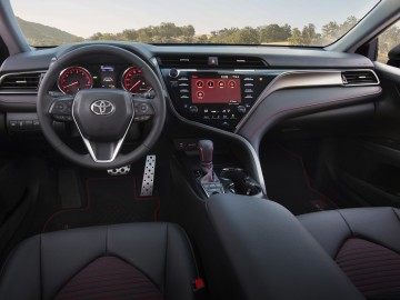 Toyota Camry i Avalon w wersji TRD
